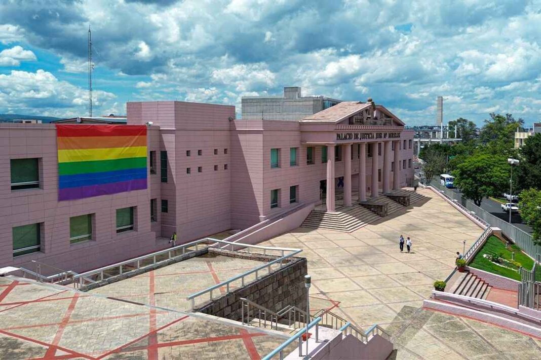 El Poder Judicial de Michoacán refrenda su compromiso con una justicia cercana, eficiente e incluyente El Poder Judicial de Michoacán refrenda su compromiso con una justicia cercana, eficiente e incluyente