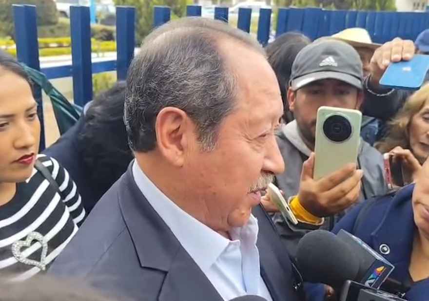 Leonel Godoy afirma que también debería citarse a Bedolla por señalamientos hechos por Carlos Manzo Leonel Godoy afirma que también debería citarse a Bedolla por señalamientos hechos por Carlos Manzo