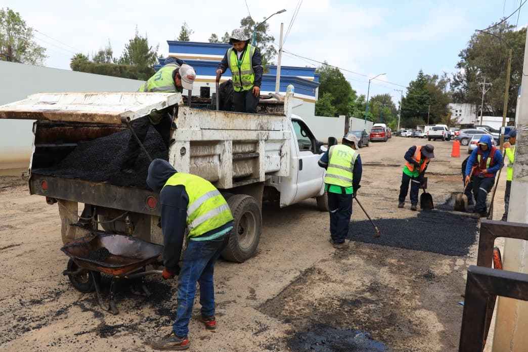 Atiende Gobierno de Morelia vialidades de la colonia Sentimientos de la Nación Atiende Gobierno de Morelia vialidades de la colonia Sentimientos de la Nación