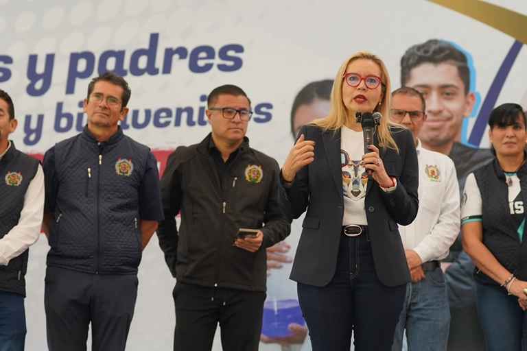 Con educación, gana México y gana Michoacán: Yarabí Ávila Con educación, gana México y gana Michoacán: Yarabí Ávila