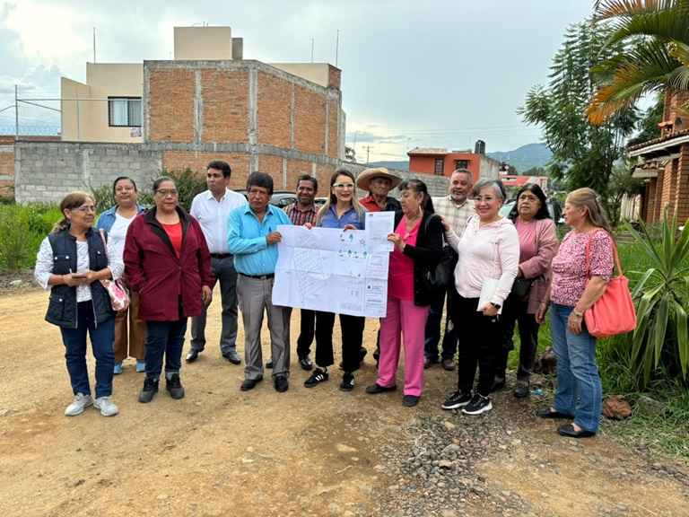 Entrega Sedum visto bueno de lotificación y vialidad a la colonia Ampliación del Río Grande Entrega Sedum visto bueno de lotificación y vialidad a la colonia Ampliación del Río Grande