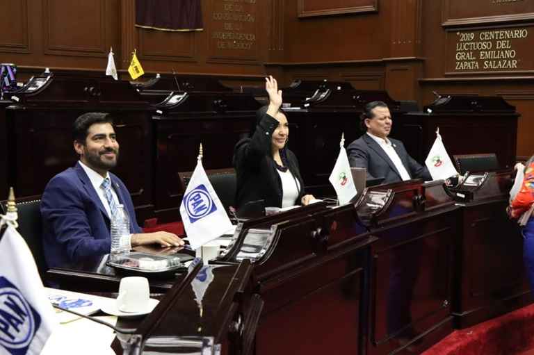 Congreso del Estado decreta coordinación entre sistemas DIF para protección de niños y adolescentes Congreso del Estado decreta coordinación entre sistemas DIF para protección de niños y adolescentes