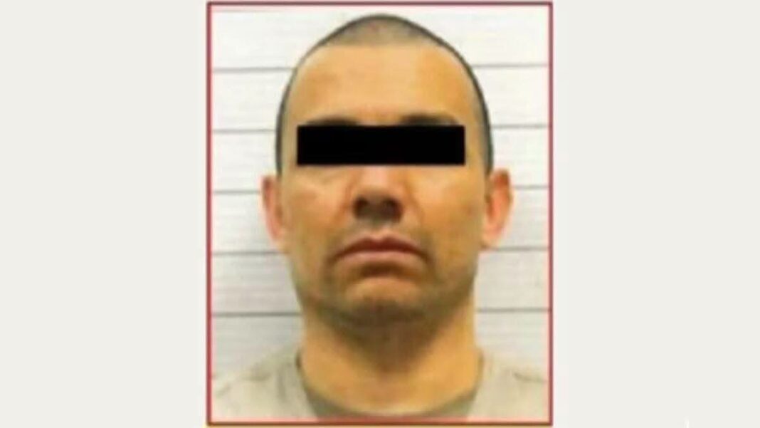 Capturan a “R1”, señalado como presunto autor intelectual del asesinato de Carlos Manzo Capturan a “R1”, señalado como presunto autor intelectual del asesinato de Carlos Manzo