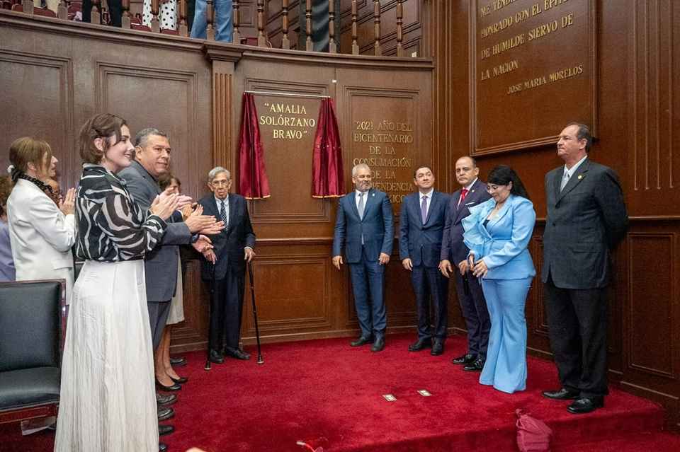 Amalia Solórzano Bravo en letras de oro, su legado de humanismo sigue inspirando a Michoacán: JC Barragán Amalia Solórzano Bravo en letras de oro, su legado de humanismo sigue inspirando a Michoacán: JC Barragán