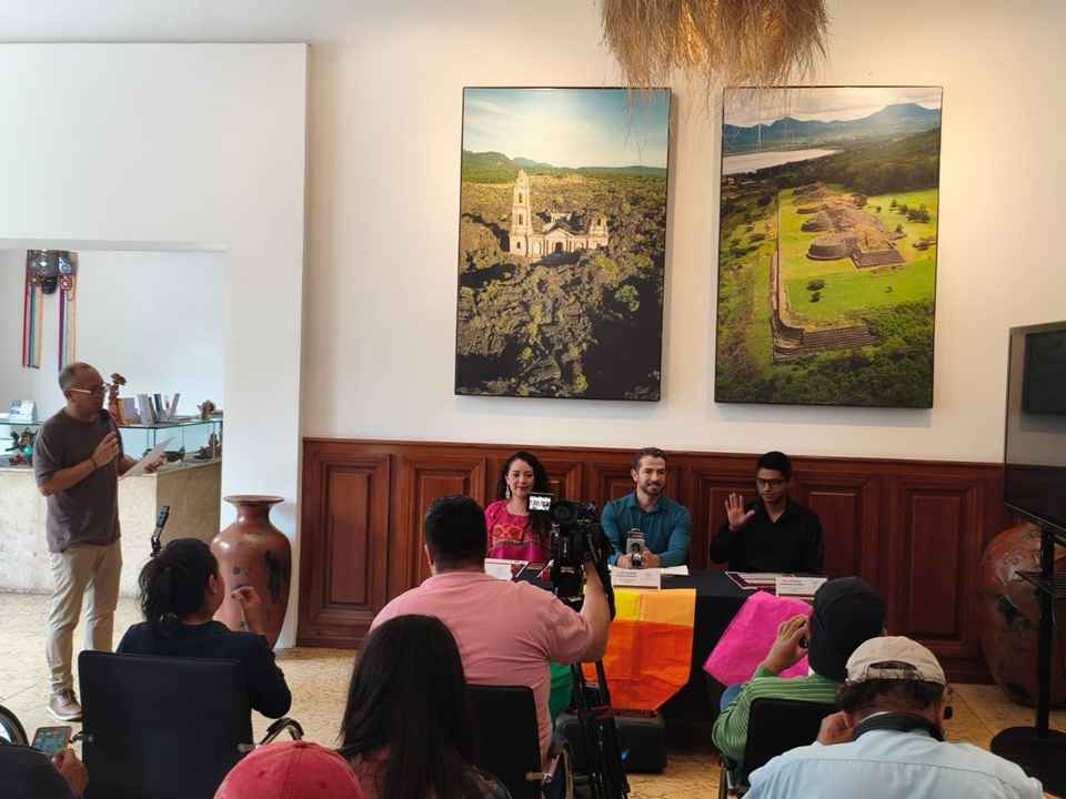 Anuncian la tercera edición del Festival de Globos de Cantoya en Tiríndaro Anuncian la tercera edición del Festival de Globos de Cantoya en Tiríndaro