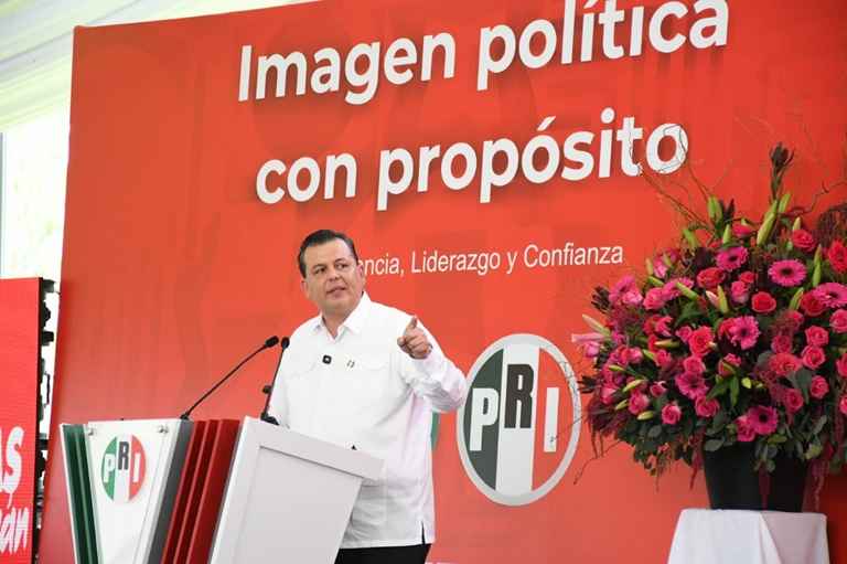 Las mujeres no deben tener límites en la política: Memo Valencia Las mujeres no deben tener límites en la política: Memo Valencia