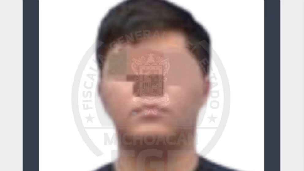 “El Vikingo”, exboxeador que terminó cobrando extorsiones para el CJNG en Uruapan “El Vikingo”, exboxeador que terminó cobrando extorsiones para el CJNG en Uruapan