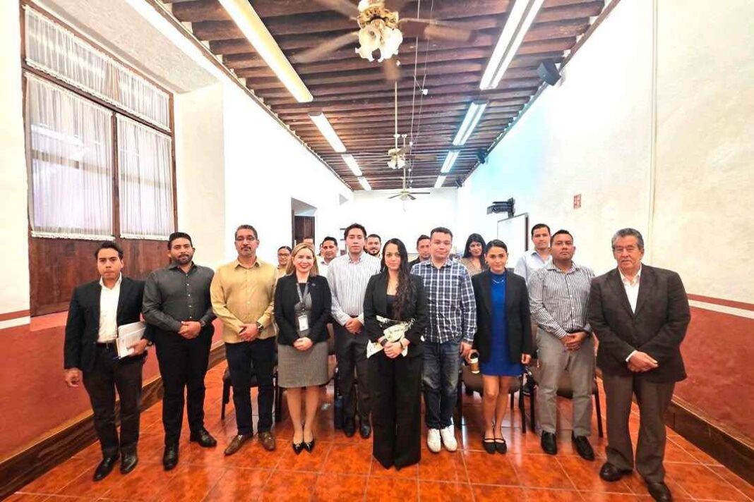 Capacitación permanente, una responsabilidad para brindar un mejor servicio a la ciudadanía: magistrada Laura Alanís Capacitación permanente, una responsabilidad para brindar un mejor servicio a la ciudadanía: magistrada Laura Alanís