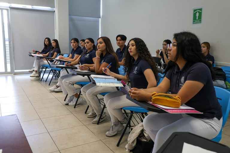 Retornan a actividades en la UMSNH, tras periodo vacacional Retornan a actividades en la UMSNH, tras periodo vacacional