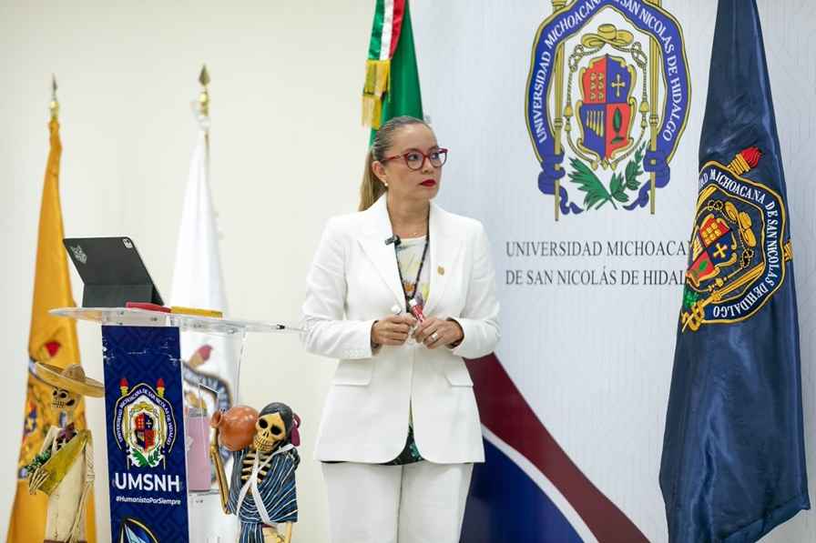 Rectora denuncia que operan para asfixiar financieramente a la UMSNH y se quede sin recursos Rectora denuncia que operan para asfixiar financieramente a la UMSNH y se quede sin recursos