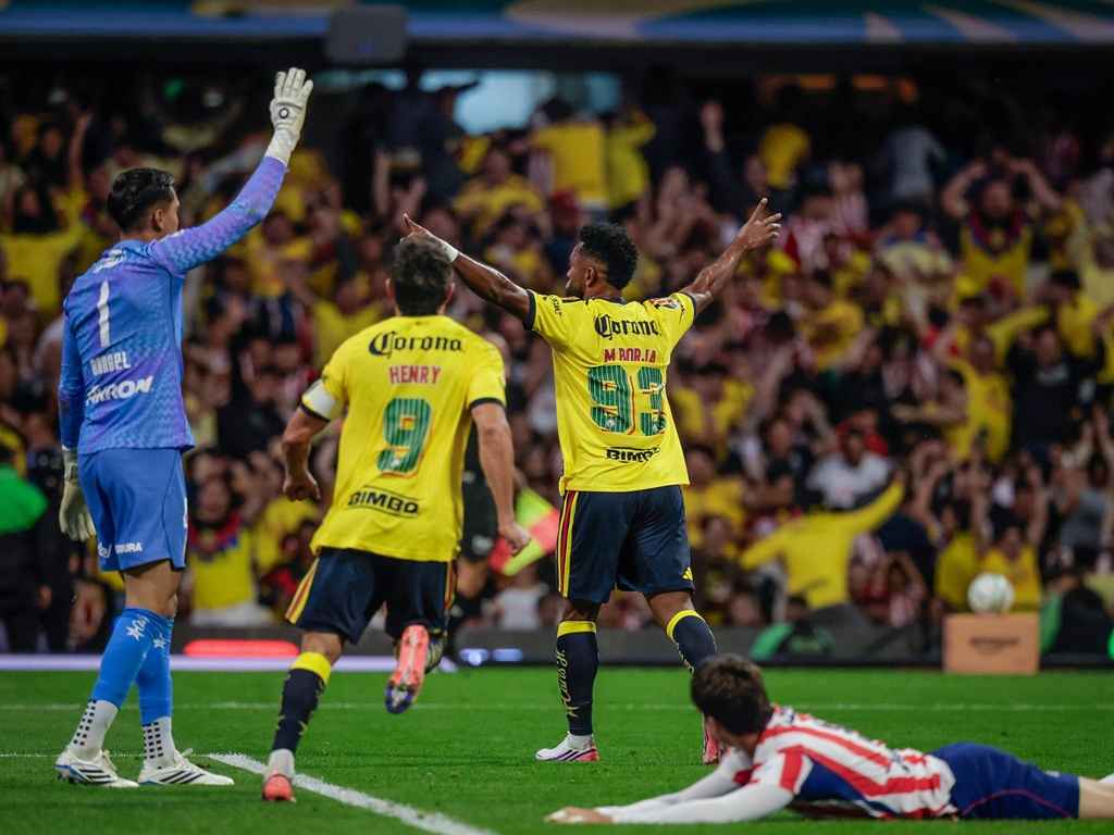 América vuelve a firmar la hazaña y rescata el empate frente a Chivas con golazo de Miguel Borja América vuelve a firmar la hazaña y rescata el empate frente a Chivas con golazo de Miguel Borja