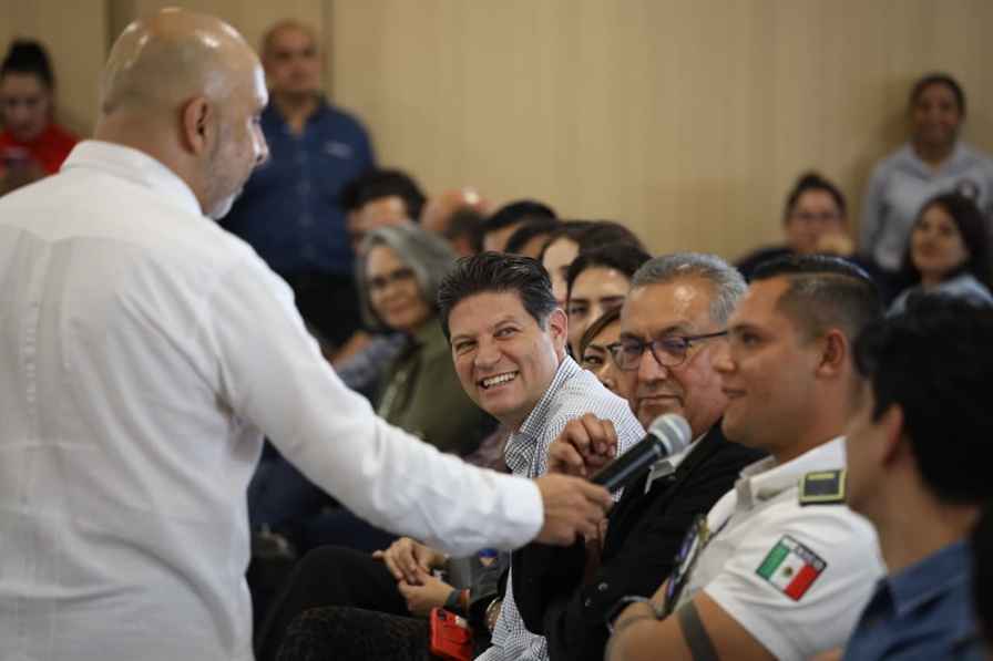 Alfonso Martínez impulsa el respeto, igualdad y empatía con plataforma “Hombres Trabajando Emociones” Alfonso Martínez impulsa el respeto, igualdad y empatía con plataforma “Hombres Trabajando Emociones”