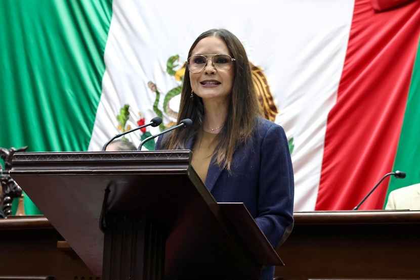 Propone Nalleli Pedraza ley para proteger las identidades culturales y lingüísticas de las comunidades sordas Propone Nalleli Pedraza ley para proteger las identidades culturales y lingüísticas de las comunidades sordas