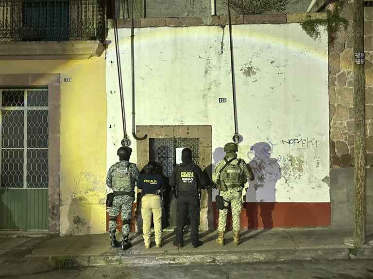 Ejecuta FGE tres cateos en Morelia y asegura más de 2 mil dosis de droga Ejecuta FGE tres cateos en Morelia y asegura más de 2 mil dosis de droga