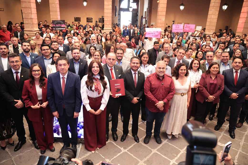 GP de Morena ha convertido demandas sociales del pueblo en derechos: Bugarini al presentar Segundo Informe Legislativo de la fracción GP de Morena ha convertido demandas sociales del pueblo en derechos: Bugarini al presentar Segundo Informe Legislativo de la fracción
