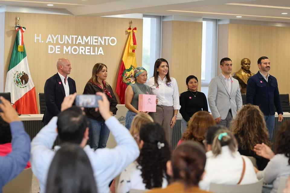 Gobierno de Morelia alcanza mil apoyos oncológicos para mujeres con cáncer de mama Gobierno de Morelia alcanza mil apoyos oncológicos para mujeres con cáncer de mama