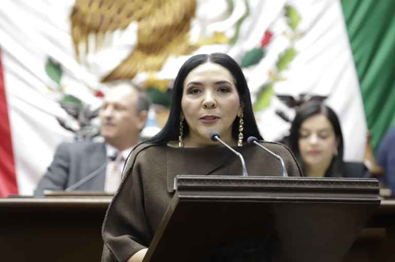 Propone Adriana Campos Huirache deducir del ISR cuotas de inscripción y reinscripción escolar Propone Adriana Campos Huirache deducir del ISR cuotas de inscripción y reinscripción escolar