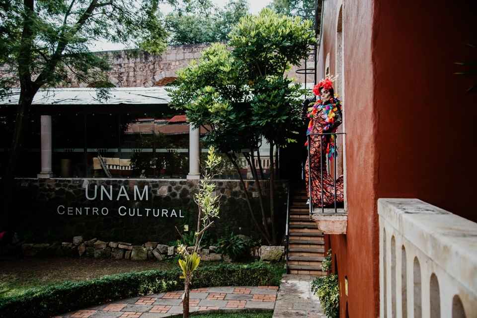 La UNAM Morelia, ubicada en el centro de Morelia, tendrá una noche de cuentos, leyendas, música en vivo, talleres y cine gratis por Día de Muertos La UNAM Morelia, ubicada en el centro de Morelia, tendrá una noche de cuentos, leyendas, música en vivo, talleres y cine gratis por Día de Muertos