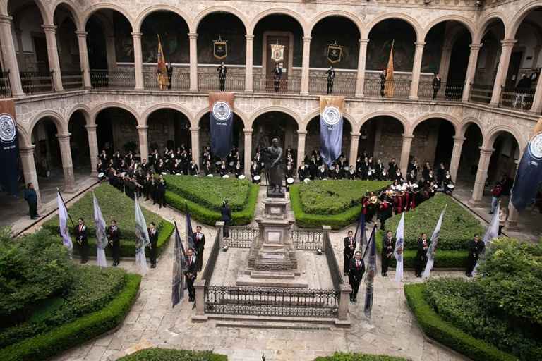 Tras décadas, edificios históricos de la UMSNH reciben mantenimiento en gestión de Yarabí Ávila Tras décadas, edificios históricos de la UMSNH reciben mantenimiento en gestión de Yarabí Ávila