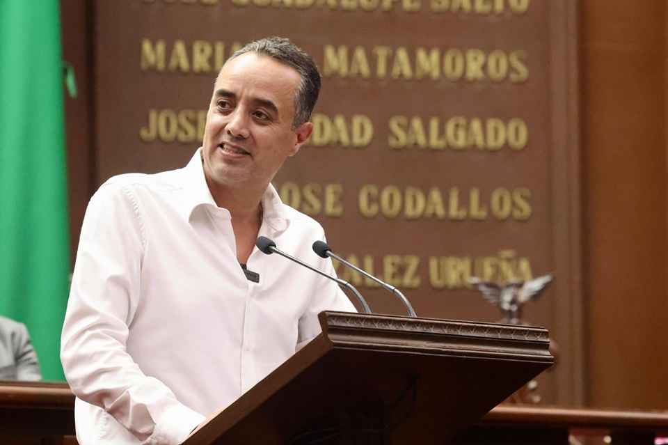 Juan Pablo Celis celebra aprobación de la Ley de Búsqueda: fortalece derechos y atención a las familias Juan Pablo Celis celebra aprobación de la Ley de Búsqueda: fortalece derechos y atención a las familias