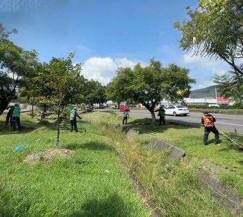 Gobierno de Morelia trabaja en el cuidado de áreas verdes y espacios públicos Gobierno de Morelia trabaja en el cuidado de áreas verdes y espacios públicos