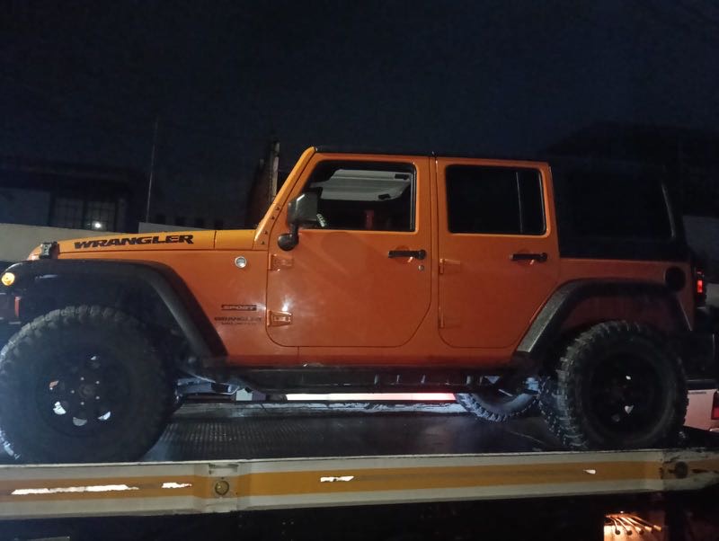 Asegura FGE inmueble en Uruapan donde fue localizada una camioneta con reporte de robo Asegura FGE inmueble en Uruapan donde fue localizada una camioneta con reporte de robo