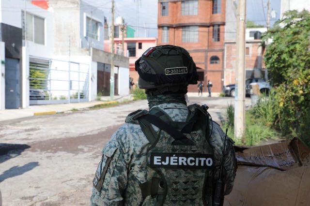 Aseguran mil 880 dosis de metanfetamina durante tres cateos en Morelia y Tarímbaro Aseguran mil 880 dosis de metanfetamina durante tres cateos en Morelia y Tarímbaro