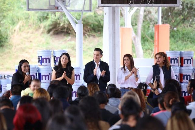 Reconoce comunidad educativa apoyo de Alfonso Martínez Alcázar hacia escuelas de Morelia Reconoce comunidad educativa apoyo de Alfonso Martínez Alcázar hacia escuelas de Morelia