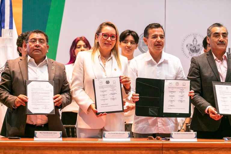 ASF y UMSNH signan convenio para implementar el Programa Nacional de Auditoras y Auditores Universitarios ASF y UMSNH signan convenio para implementar el Programa Nacional de Auditoras y Auditores Universitarios