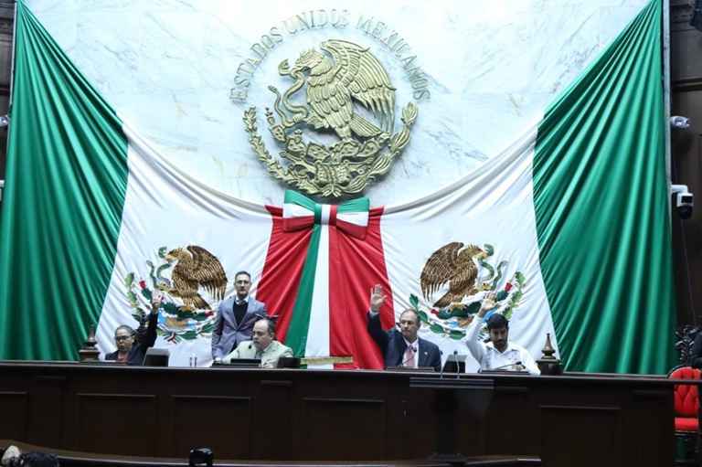 Designa 76 Legislatura al Colegio de Abogadas de Michoacán como recipiendario de Presea “Constitución de 1814” Designa 76 Legislatura al Colegio de Abogadas de Michoacán como recipiendario de Presea “Constitución de 1814”